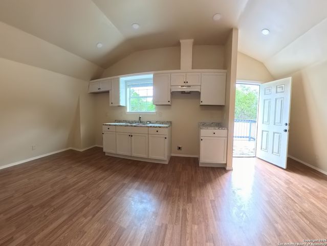 1108 Hillside Oaks, Bulverde, TX 78163