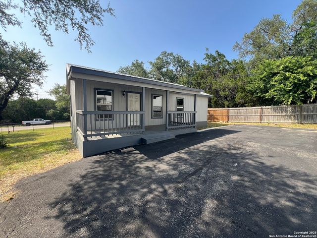 1108 Hillside Oaks, Bulverde, TX 78163