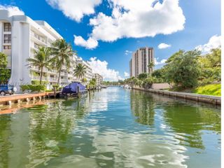 1650 NE 115th St 403, Miami, FL 33181
