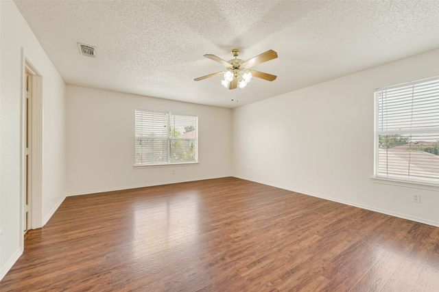1412 Santa Elena Plaza, Dallas, TX 75211