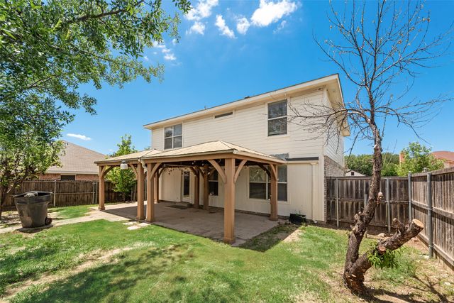 1412 Santa Elena Plaza, Dallas, TX 75211