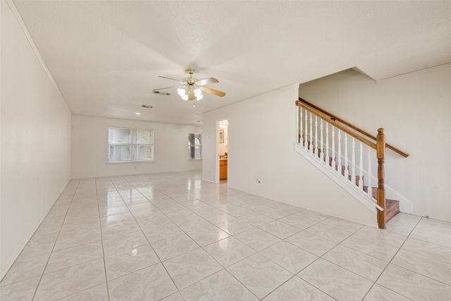 1412 Santa Elena Plaza, Dallas, TX 75211