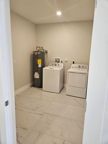 3878 SE Grant Street, Stuart, FL 34997