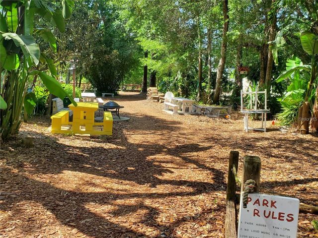 3217 MANATEE ROAD, Tavares, FL 32778