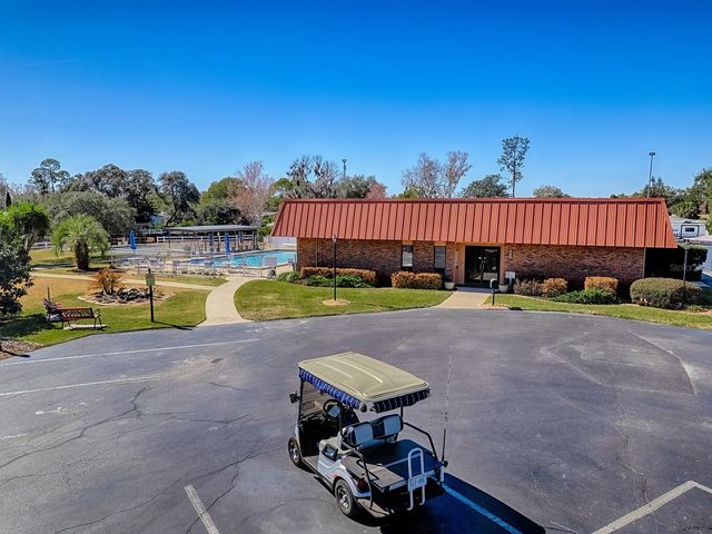 3217 MANATEE ROAD, Tavares, FL 32778