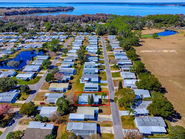 3217 MANATEE ROAD, Tavares, FL 32778