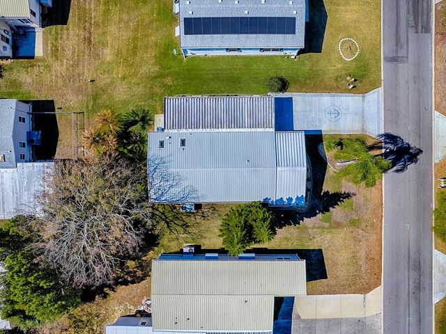 3217 MANATEE ROAD, Tavares, FL 32778