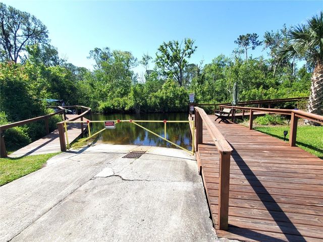 3217 MANATEE ROAD, Tavares, FL 32778