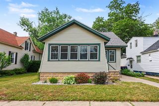 293 W 20th Street, Holland City, MI 49423