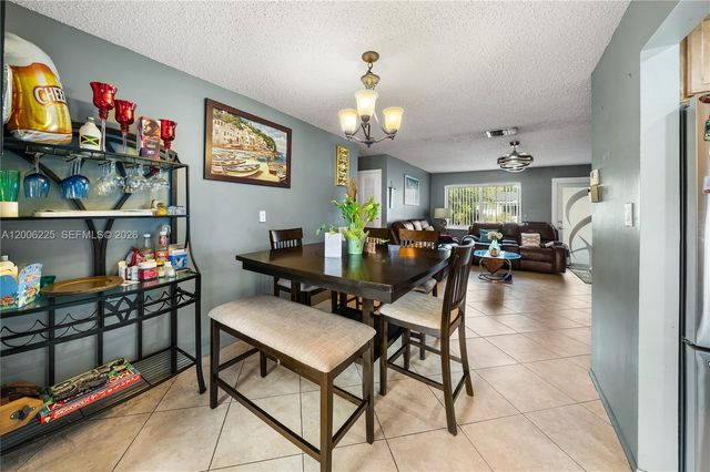 4402 NW 44th Avenue, Tamarac, FL 33319