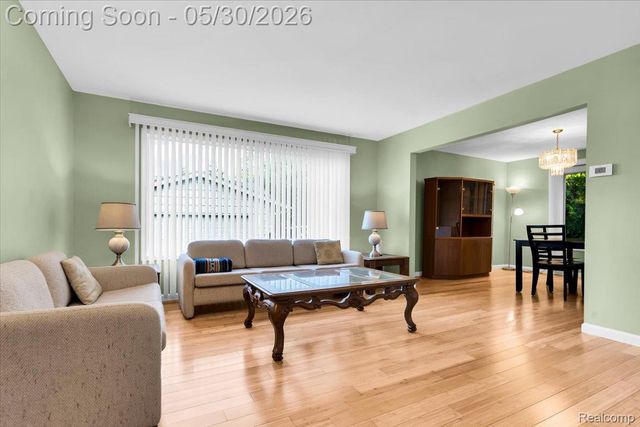 29100 Creek Bend Drive, Farmington Hills, MI 48331