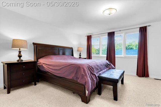 29100 Creek Bend Drive, Farmington Hills, MI 48331