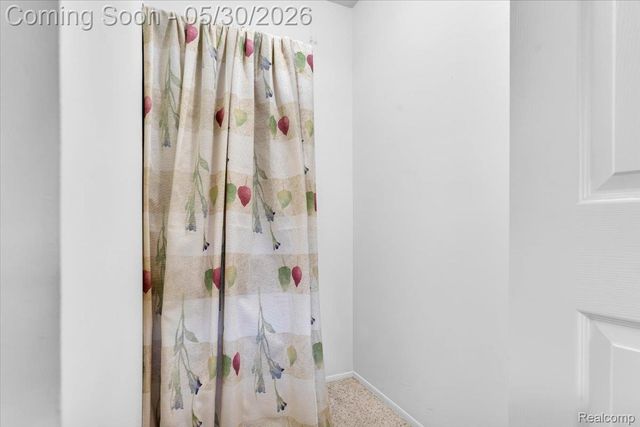 29100 Creek Bend Drive, Farmington Hills, MI 48331