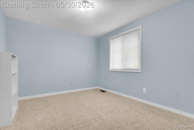 29100 Creek Bend Drive, Farmington Hills, MI 48331