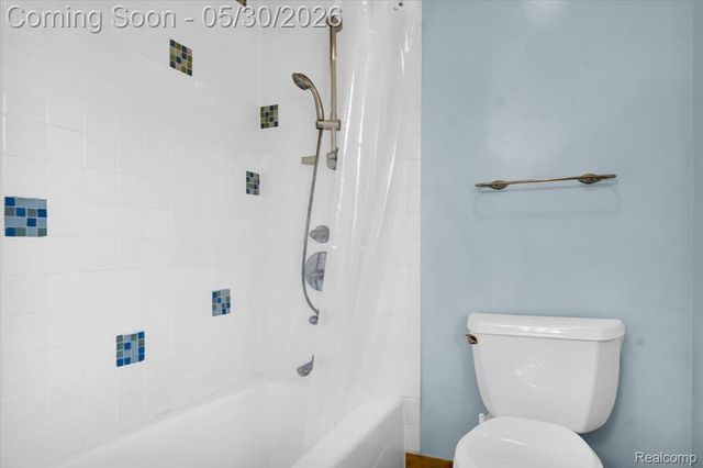 29100 Creek Bend Drive, Farmington Hills, MI 48331