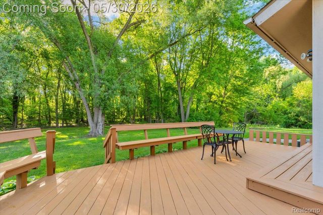 29100 Creek Bend Drive, Farmington Hills, MI 48331
