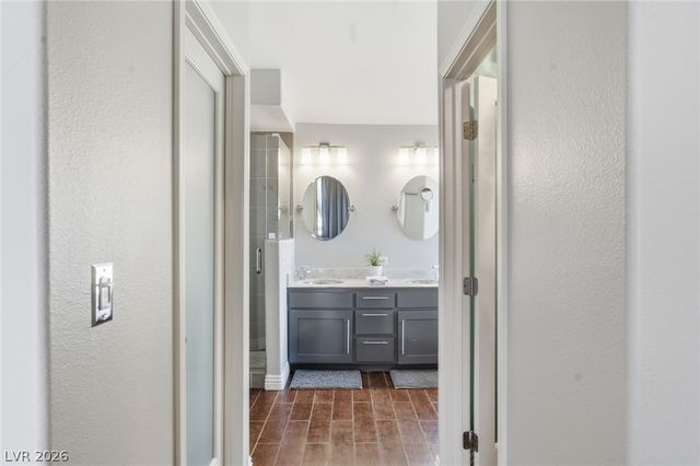 8212 Arch Bay Lane, Las Vegas, NV 89128