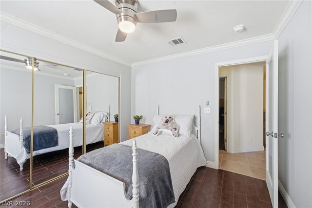 8212 Arch Bay Lane, Las Vegas, NV 89128
