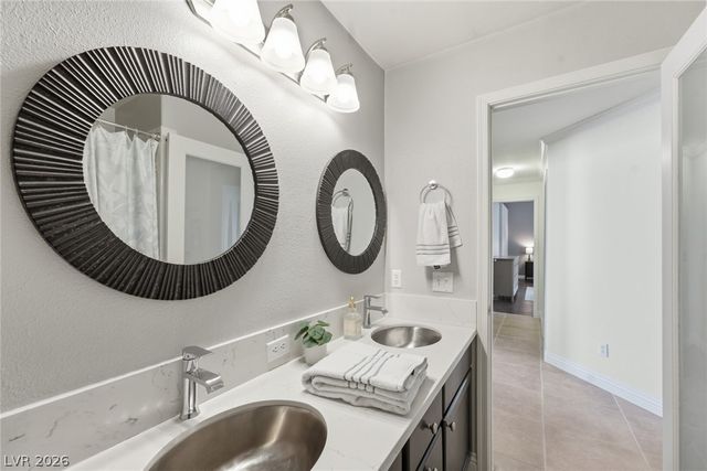 8212 Arch Bay Lane, Las Vegas, NV 89128