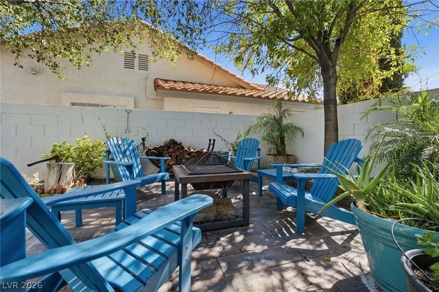 8212 Arch Bay Lane, Las Vegas, NV 89128