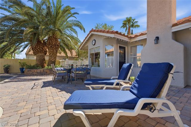 8212 Arch Bay Lane, Las Vegas, NV 89128