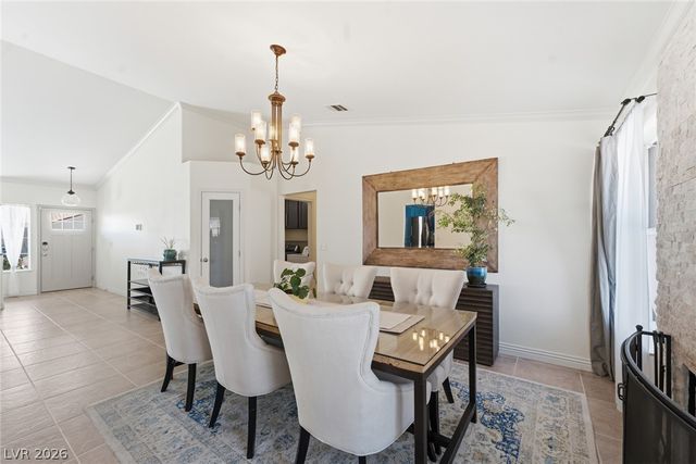8212 Arch Bay Lane, Las Vegas, NV 89128