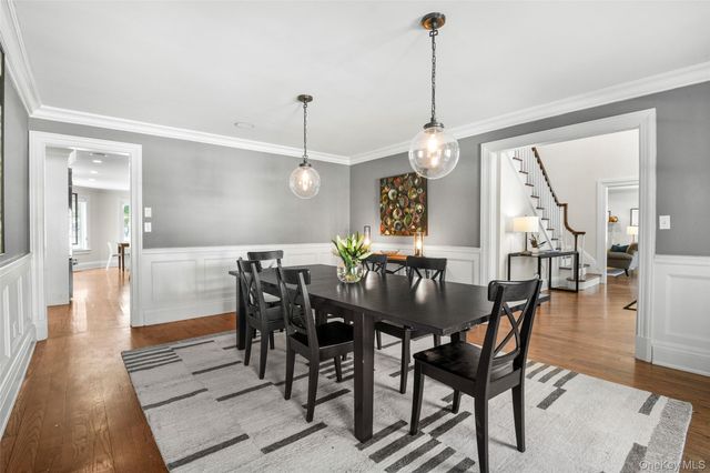 10 Hilltop Road, Larchmont, NY 10538