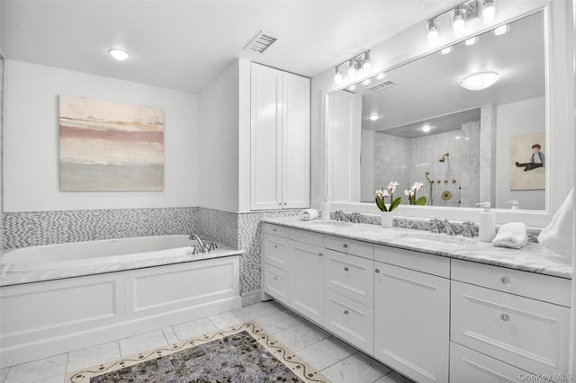 10 Hilltop Road, Larchmont, NY 10538