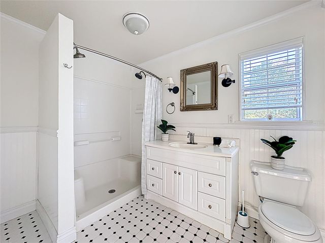 1148 N GRANDVIEW STREET, Mount Dora, FL 32757