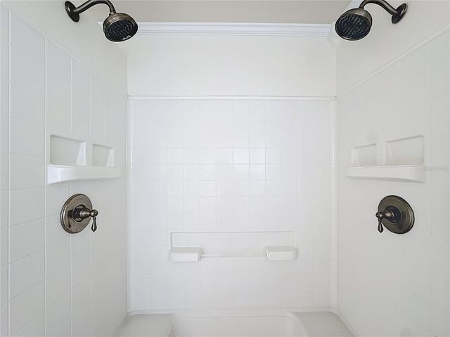 1148 N GRANDVIEW STREET, Mount Dora, FL 32757