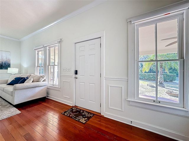 1148 N GRANDVIEW STREET, Mount Dora, FL 32757