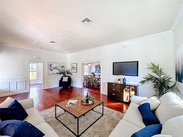 1148 N GRANDVIEW STREET, Mount Dora, FL 32757