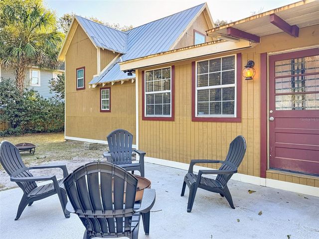 1148 N GRANDVIEW STREET, Mount Dora, FL 32757
