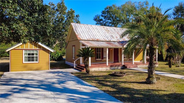 1148 N GRANDVIEW STREET, Mount Dora, FL 32757