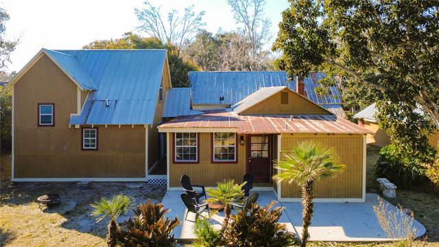 1148 N GRANDVIEW STREET, Mount Dora, FL 32757