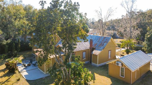 1148 N GRANDVIEW STREET, Mount Dora, FL 32757