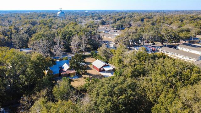 1148 N GRANDVIEW STREET, Mount Dora, FL 32757