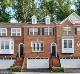 20220 CENTER BROOK SQ, Sterling, VA 20165