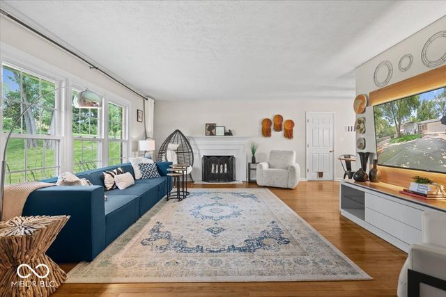 5755 Andover Road, Indianapolis, IN 46220