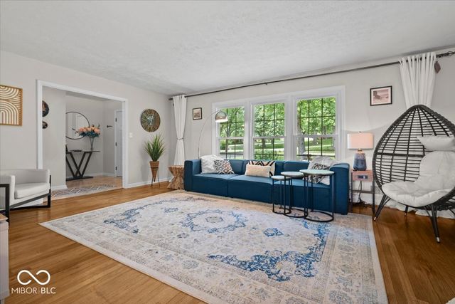 5755 Andover Road, Indianapolis, IN 46220