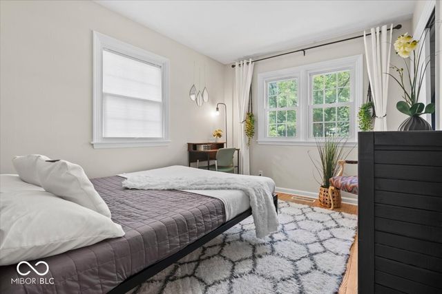 5755 Andover Road, Indianapolis, IN 46220
