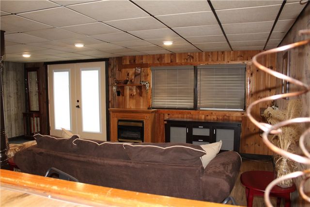 419 Washington Pike, Independence, PA 15312