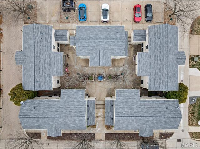 3410 E Lime Kiln A, St Charles, MO 63301