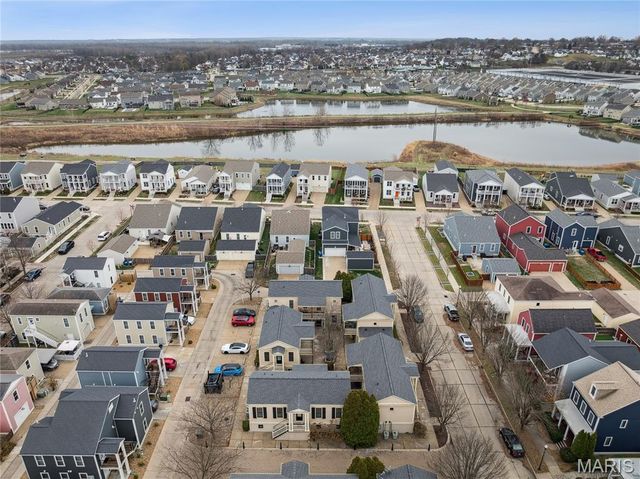 3410 E Lime Kiln A, St Charles, MO 63301