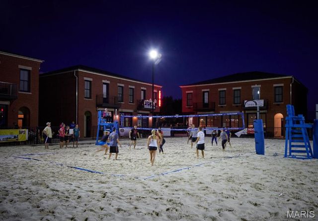 3410 E Lime Kiln A, St Charles, MO 63301