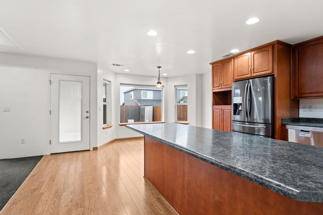 1758 Pearl Eye Lane, Medford, OR 97504