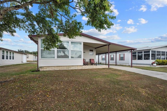 36839 KIMELA AVENUE, Zephyrhills, FL 33542