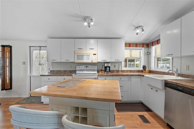 36839 KIMELA AVENUE, Zephyrhills, FL 33542