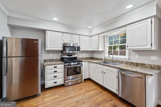 102 Defoors Mill Drive NW, Atlanta, GA 30318