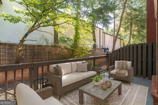 102 Defoors Mill Drive NW, Atlanta, GA 30318